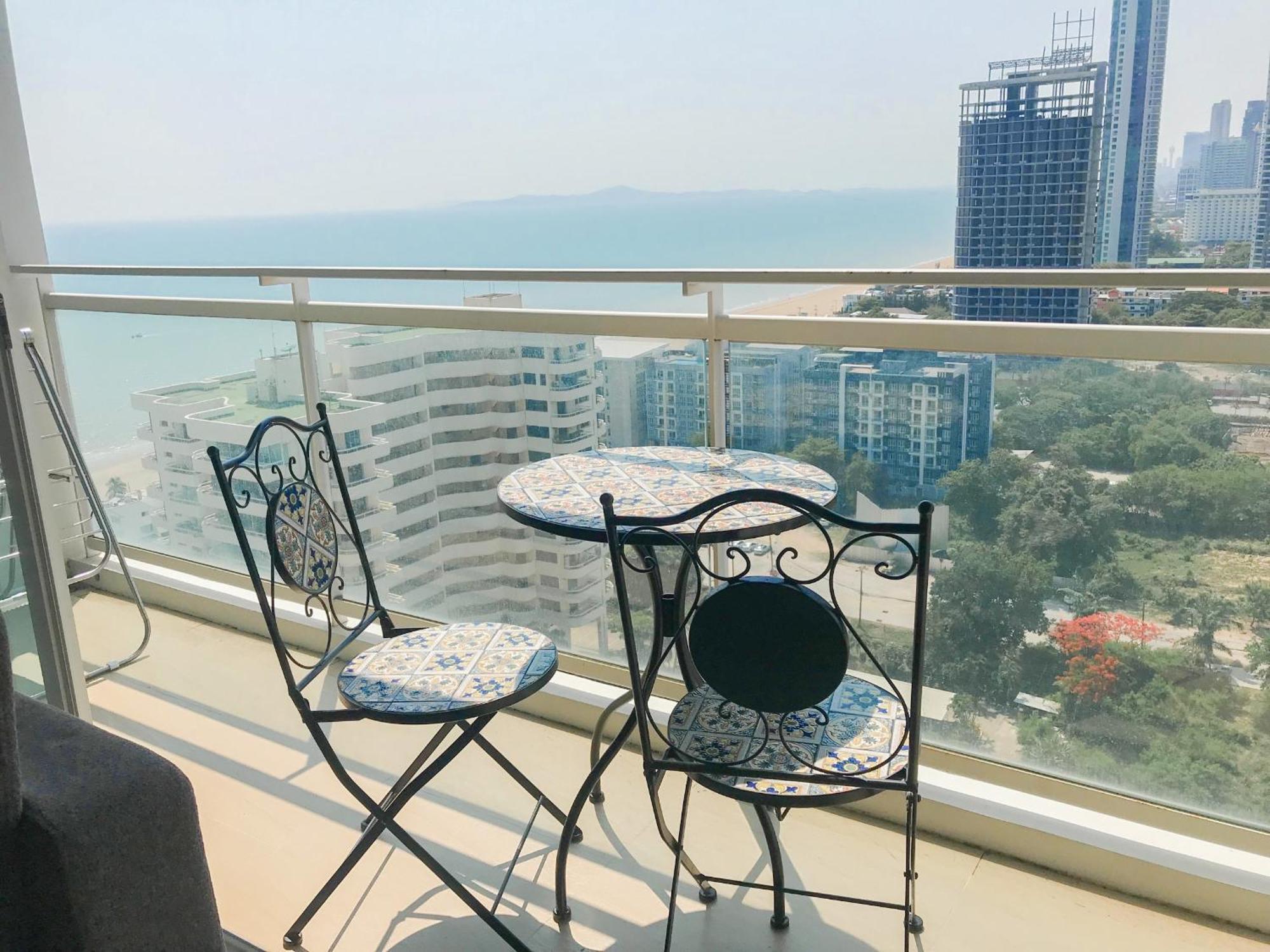 Residence By Hello Pattaya At Veranda Джомтьен Номер фото