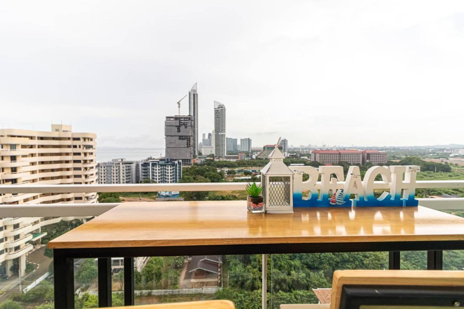 Residence By Hello Pattaya At Veranda Джомтьен Номер фото